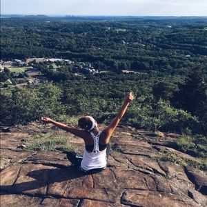 Meet your Posher, Julie